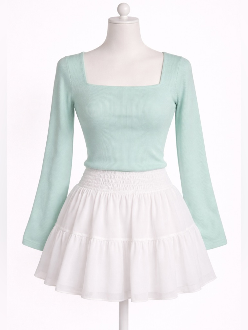 Cottagecore Mint Green Long-Sleeve Crisscross Crop Top